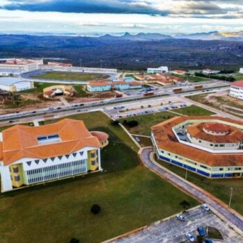 Vista aérea do Campus JK da UFVJM em Diamantina